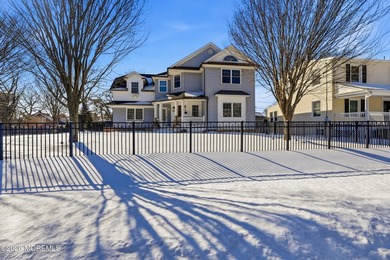 Amazing home in West Allenhurst with beautiful views of the lake - photo 42