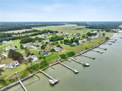 Wonderful Location in River Bank Acres in the heart of - photo 2