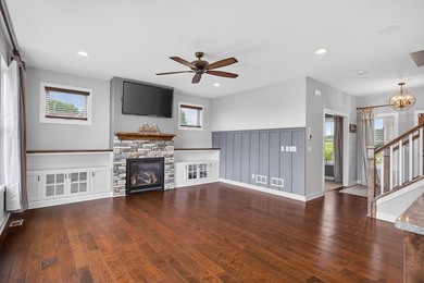 Welcome to 3350 Nugent Ave SW, a custom built 2016 home - photo 18