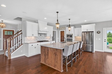 Welcome to 3350 Nugent Ave SW, a custom built 2016 home - photo 26