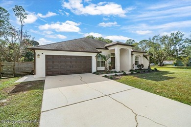 Tired of HOA folks yelling at about boat trailers and RVs - - photo 28