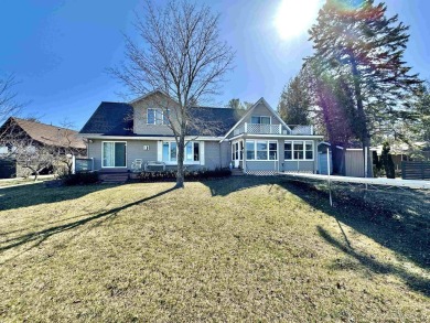Lake Home For Sale in Rapid River, Michigan