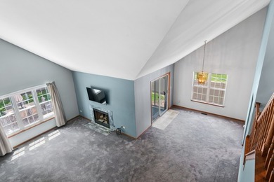 Welcome To This Desirable Columbus Model Located In A Vibrant - photo 5