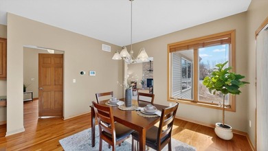 Exceptional 2-story home in desirable Scenic Oaks SW with - photo 10
