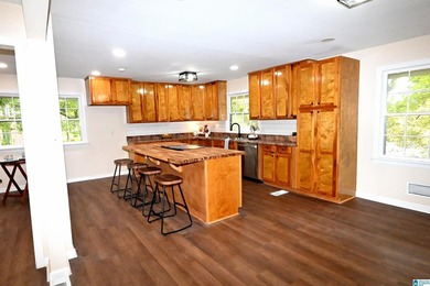 Nestled in the highly sought-after Sunset Heights neighborhood - photo 11
