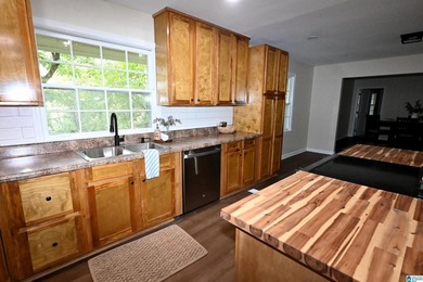 Nestled in the highly sought-after Sunset Heights neighborhood - photo 14