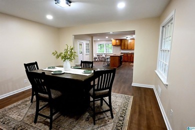 Nestled in the highly sought-after Sunset Heights neighborhood - photo 20