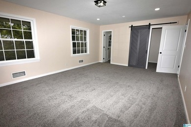 Nestled in the highly sought-after Sunset Heights neighborhood - photo 21