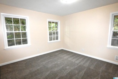 Nestled in the highly sought-after Sunset Heights neighborhood - photo 27