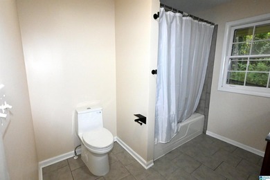 Nestled in the highly sought-after Sunset Heights neighborhood - photo 28