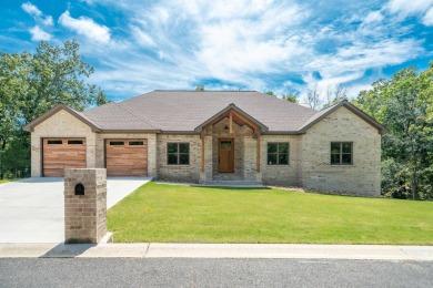 Lake Home For Sale in Hot Springs, Arkansas
