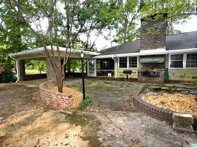 Nestled in the highly sought-after Sunset Heights neighborhood - photo 49