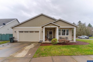 Beautiful single-level home in a private Turner subdivision