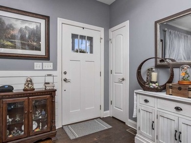 Welcome to 508 Sedona Ct, a stunning 3-bedroom, 2-bathroom home - photo 6