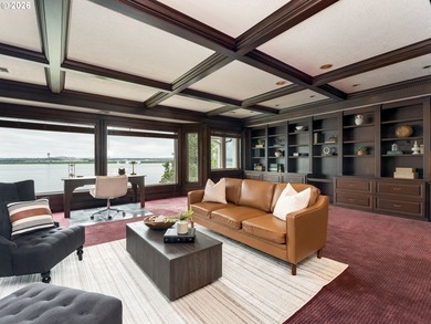 Exquisite custom home with timeless quality features throughout - photo 24