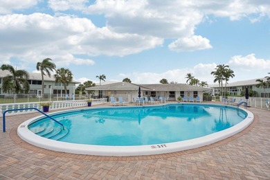 Experience relaxed coastal living in this furnished 2-bed - photo 25