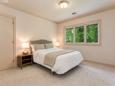 Exquisite custom home with timeless quality features throughout - photo 29