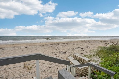 Experience relaxed coastal living in this furnished 2-bed - photo 38