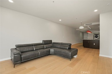 Discover the perfect blend of style, space, and location in this - photo 10