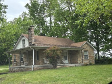 (private lake, pond, creek) Home For Sale in Cookeville Tennessee