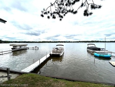 ALL SPORTS LONG LAKE! SANDY FRONTAGE ON THE MAIN BODY OF THE - photo 2