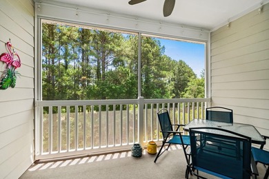 Beautiful top-floor, two-bedroom, two-bath condo with vaulted - photo 12