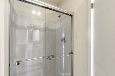 COME HOME TO THIS BEAUTIFUL 2 BED - 2 BATHS - 1 CAR GARAGE 2ND - photo 17