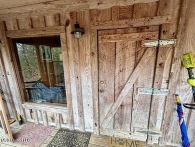 Secluded and peaceful, this charming 2-bedroom, 2-bath cabin - photo 4