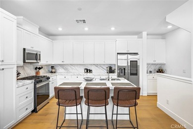 Welcome to 530 Bluegrass Way, a beautifully designed 1-bedroom - photo 8