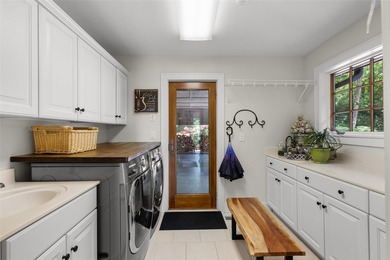 Set within the prestigious Meadow Ridge section of Lake Toxaway - photo 21