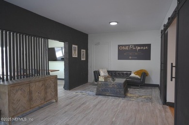 Welcome to your next business headquarters- zoned CRO- the - photo 6