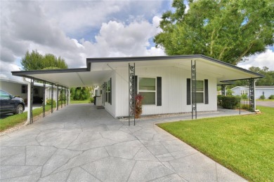 Lake Home For Sale in Auburndale, Florida