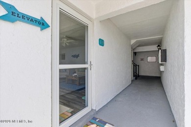 Welcome to easy coastal living just steps from the ocean! This - photo 3