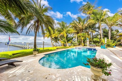Stunning 4BR + den / 3BA Key West-style waterfront estate in - photo 6