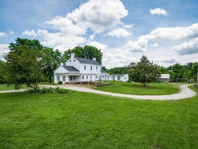 Unbelievable, historic farm in Sparta, Tennessee. Known as the - photo 5
