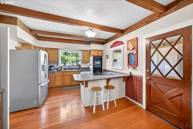 Step into a quintessential slice of Oregon history with this - photo 18