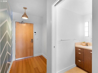 OPEN HOUSE Saturday, March 14th 11-1! Upper Floor Corner Condo