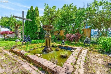 Step into a quintessential slice of Oregon history with this - photo 45