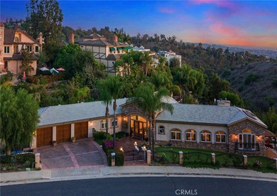 Luxurious Custom-Built Mediterranean Estate with Sweeping Views - photo 7