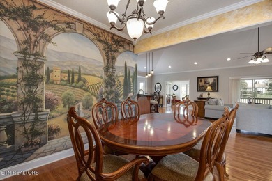 Welcome to 424 Wewoka Circle -- a stunning golf-front home - photo 9