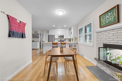 Location, location, location! Just two blocks from beautiful - photo 13