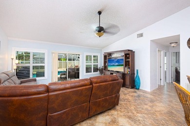 Tropical 4/2/2 pool home in desirable Southbend Lakes! This - photo 14