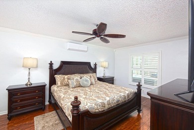 Tropical 4/2/2 pool home in desirable Southbend Lakes! This - photo 16