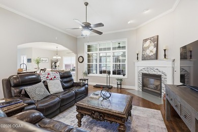 Welcome home to this immaculate 3-bedroom, 3 full-bath residence - photo 17