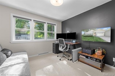 Location, location, location! Just two blocks from beautiful - photo 24