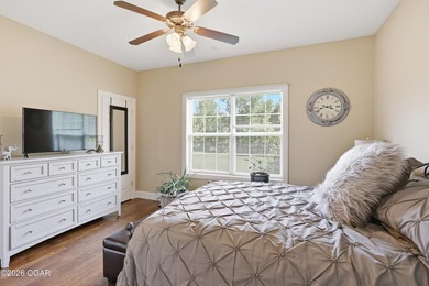 Welcome home to this immaculate 3-bedroom, 3 full-bath residence - photo 35