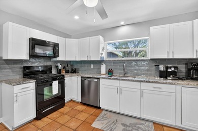 Welcome to coastal living in one of Boynton Beach's most - photo 9