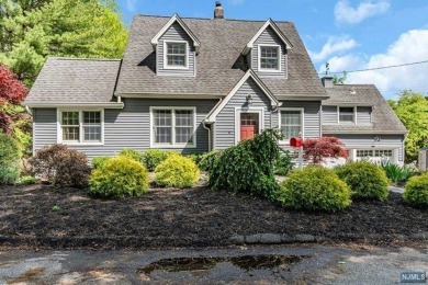 (private lake, pond, creek) Home For Sale in Oakland New Jersey