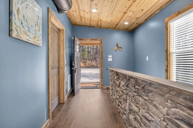 Experience the perfect intersection of rugged Upstate beauty and - photo 5