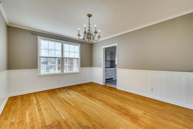 Timeless character and curb appeal are calling cards for this - photo 25